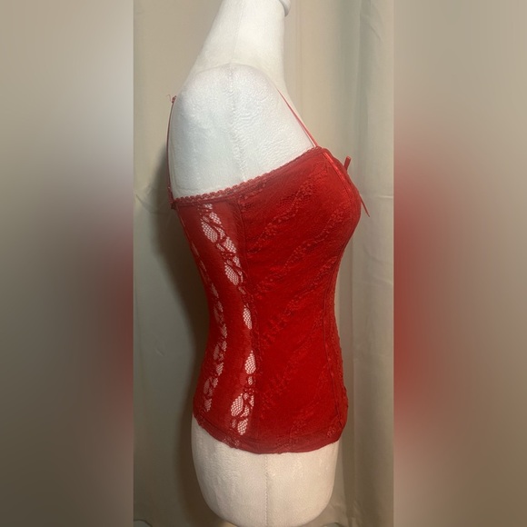 XoXo Collection Vintage Lined Lace Cami with BraTop - Picture 2 of 6